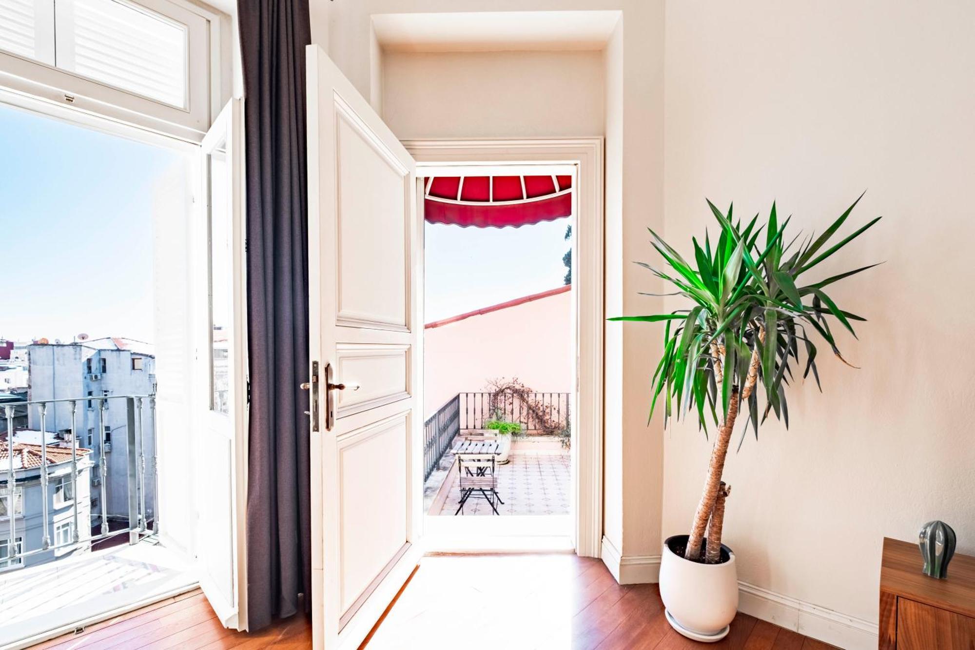 Homie Suites - Turna Residences In Cihangir Истанбул Екстериор снимка
