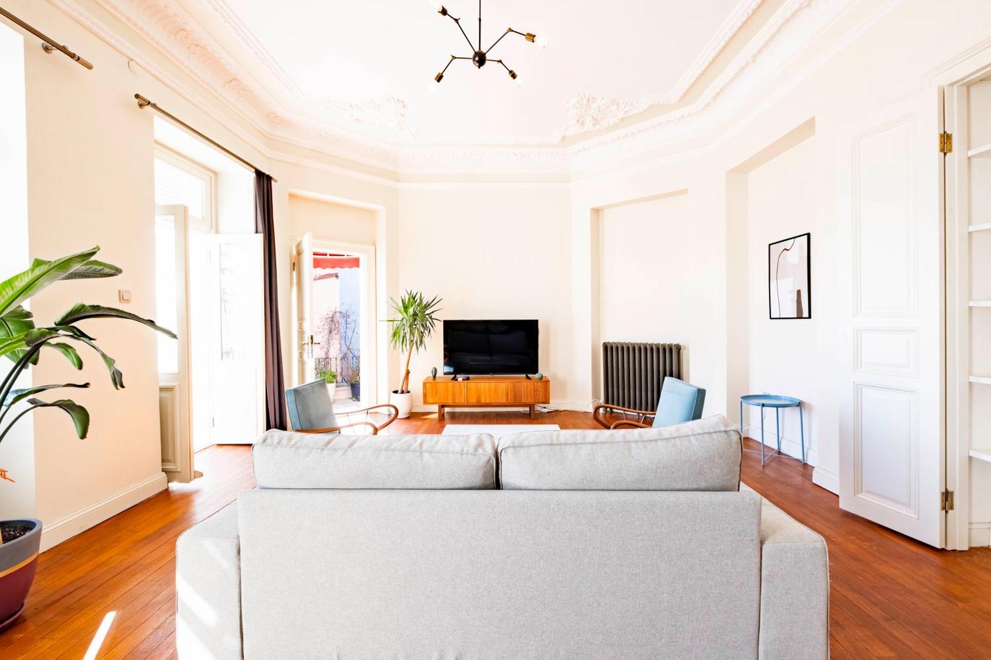 Homie Suites - Turna Residences In Cihangir Истанбул Екстериор снимка